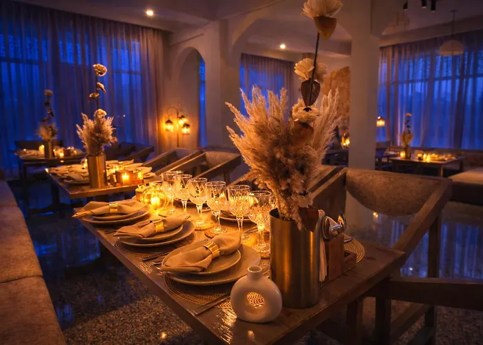The Vintage Villas Resort Ladakh - Luxury Stay With Mountain Views